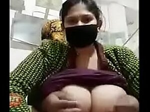 Bhabhi bosomy